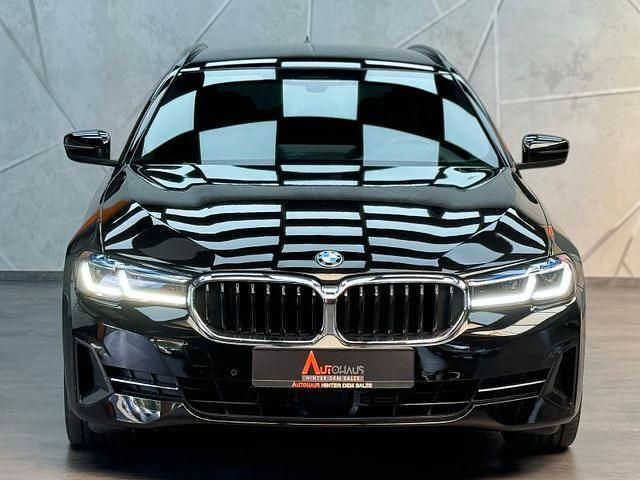 Gebraucht BMW 520 Sport Line 190 PS (139 kW) 2022 Schwarz Limousine