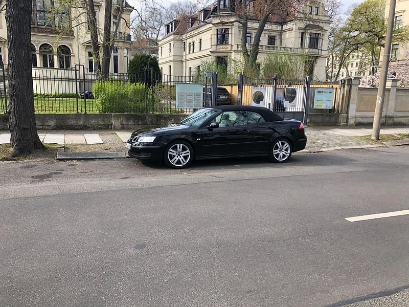 Schwarz Gebraucht 2005 Saab 9-3 Cabriolet Vector Cabrio | 6.500 € - Bild 1/4