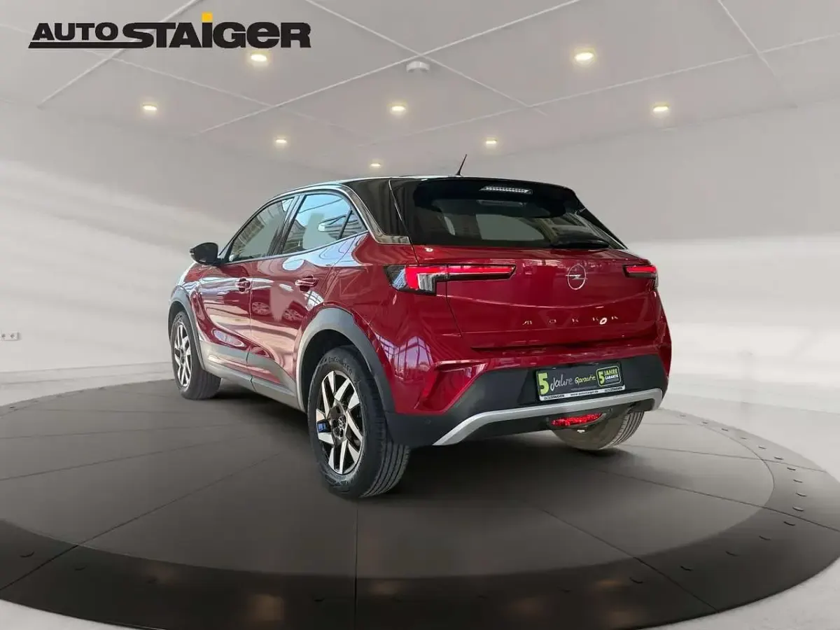 Gebraucht Opel Mokka Elegance 101 PS (74 kW) 2023 Power rot/kosmos rot SUV