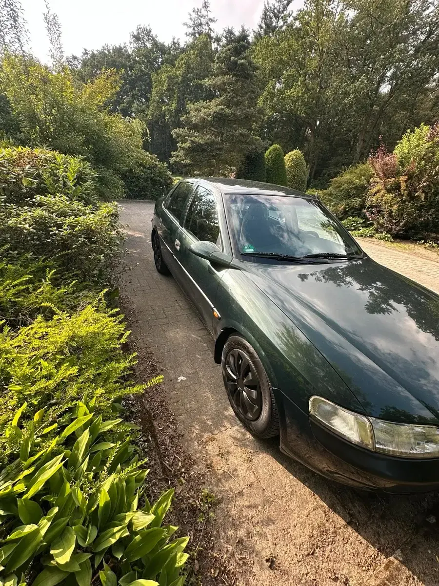 Gebraucht Opel Vectra 99 PS (72 kW) 1998 Grün Limousine