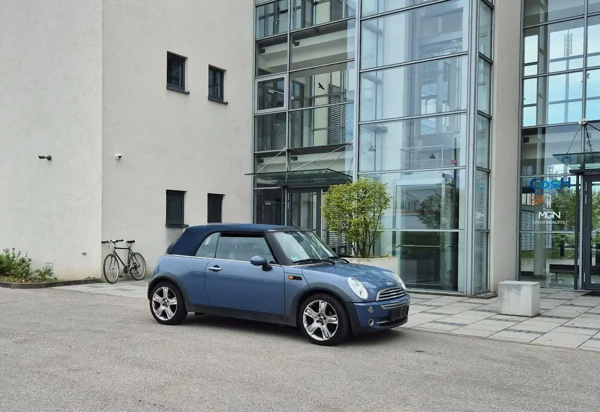 Usata Mini Cooper Cabriolet 116 CV (85 kW) 2004 Blu Cabrio