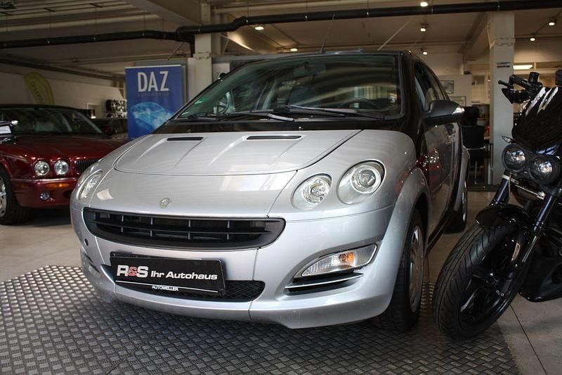 Schwarz Gebraucht 2005 Smart ForFour Pulse Limousine | 3.995 € - Bild 1/3