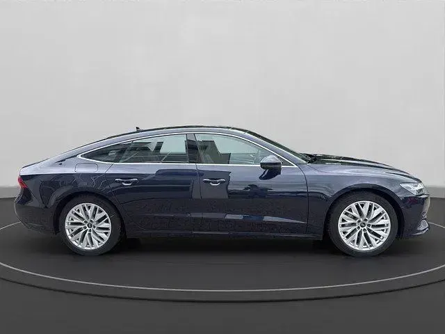 Gebraucht Audi A7 Sportback Ambiente 245 PS (180 kW) 2023 Firmamentblau metallic Kleinwagen