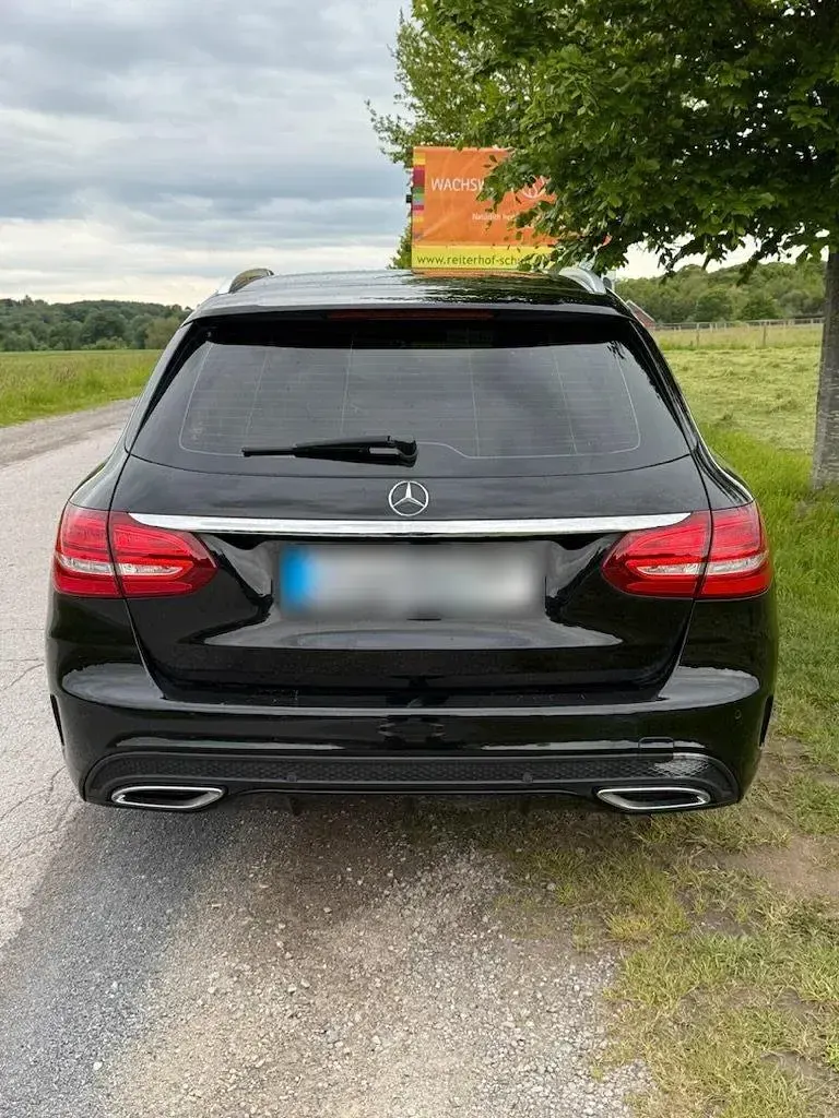 Gebraucht Mercedes C250 AMG line 204 PS (150 kW) 2016 Schwarz Kombi
