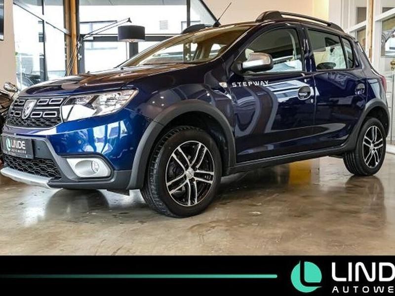 Blau Gebraucht 2018 Dacia Sandero Essentiel Kleinwagen | 10.800 € (Fairer Preis) - Bild 1/4