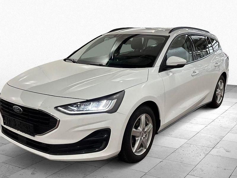 Gebraucht Ford Focus Cool & Connect 120 PS (88 kW) 2022 Weiß Limousine