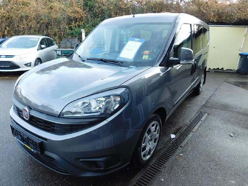 Gebraucht Fiat Doblò 101 PS (74 kW) 2022 Van / Kleinbus