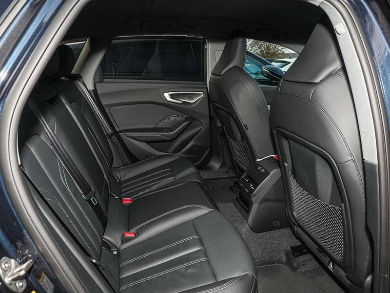 Gebraucht Audi A5 Edition .1 204 PS (150 kW) 2025 Firmamentblau metallic (metallic) Kombi