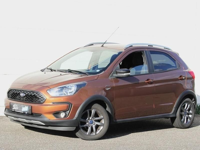 Braun Gebraucht 2018 Ford Ka Plus Active Kleinwagen | 12.954 € (Teuer) - Bild 1/4