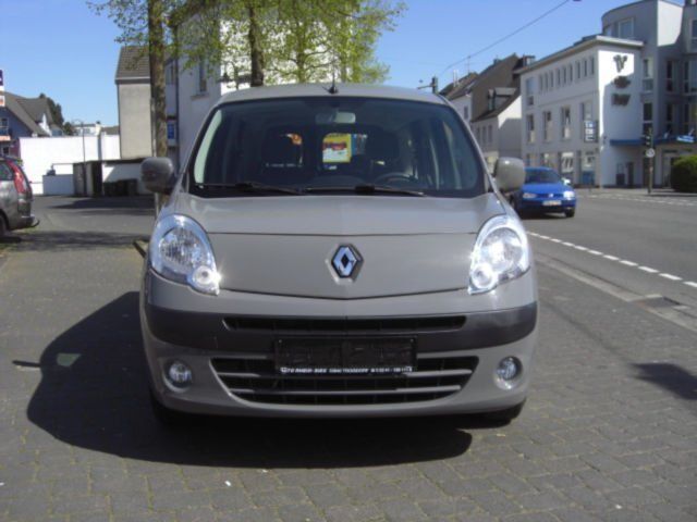 Second-hand Renault Rapid 109 CP (80 kW) 2012 Gri Break