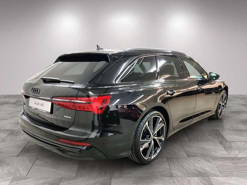 Gebraucht Audi A6 S-Line 286 PS (210 kW) 2025 Mythosschwarz metallic Kombi