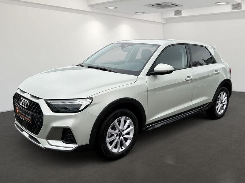 Gebraucht Audi A1 Basis 116 PS (85 kW) 2025 Tausilber metallic Kleinwagen