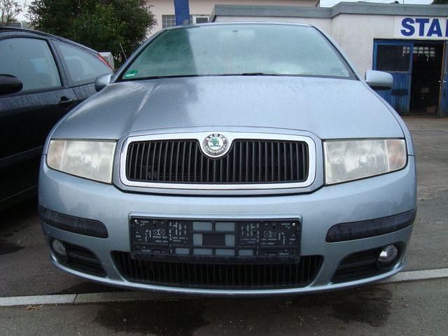 Gebraucht Skoda Fabia Style 75 PS (55 kW) 2006 Grau Limousine