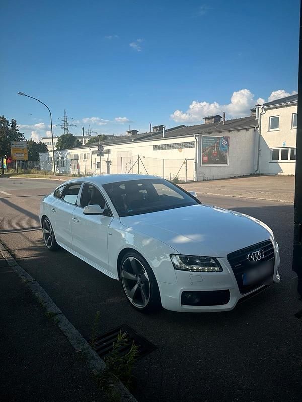 Gebraucht Audi A5 Sportback S-Line 240 PS (176 kW) 2011 Weiß Kleinwagen