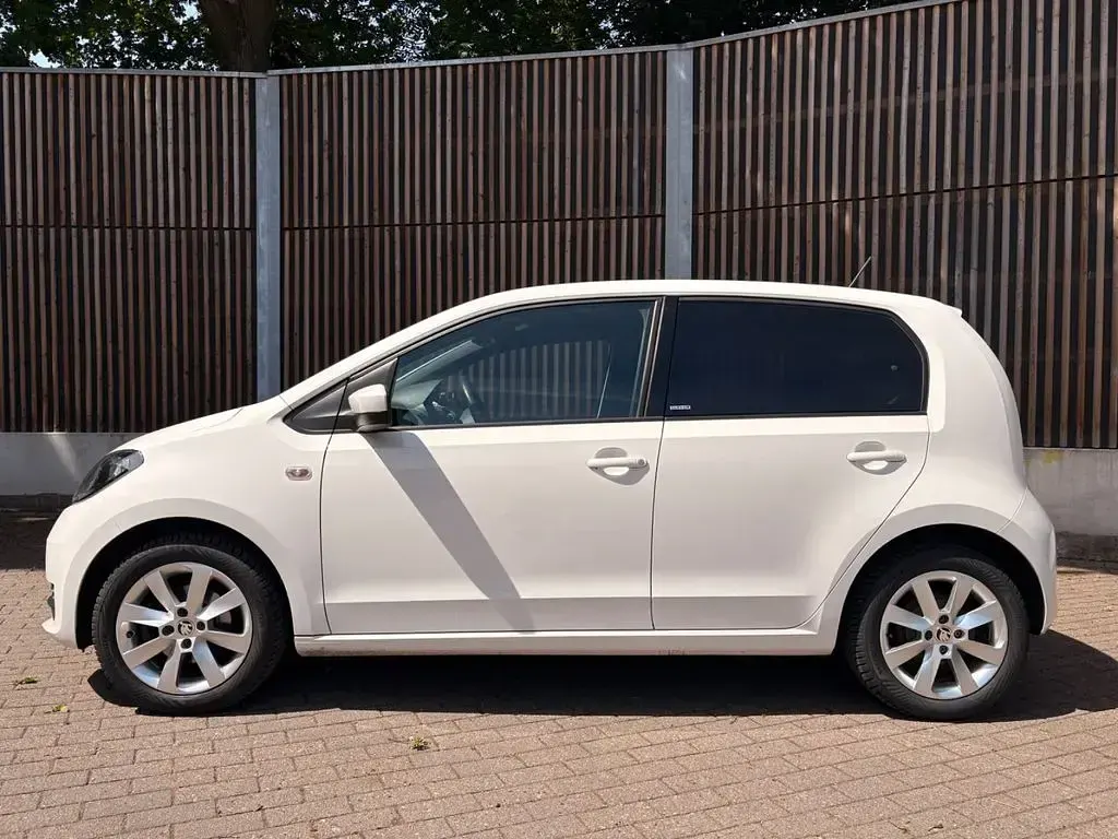 Gebraucht Skoda Citigo Clever 75 PS (55 kW) 2019 Weiß Kleinwagen
