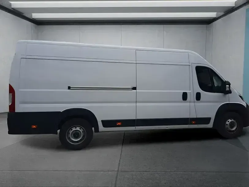 Gebraucht Opel Movano 180 PS (132 kW) 2024 Weiß Van