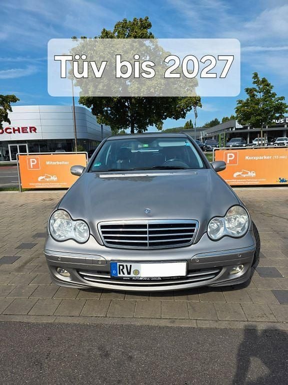 Beige Gebraucht 2005 Mercedes C180 Avantgarde Limousine | 3.599 € (Superpreis) - Bild 1/4