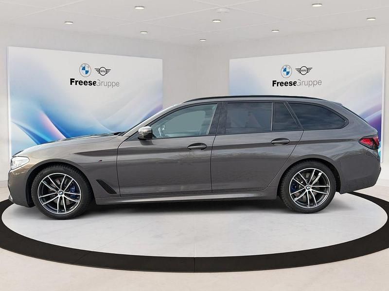 Gebraucht BMW 530 Performance 265 PS (194 kW) 2021 Grau Kombi