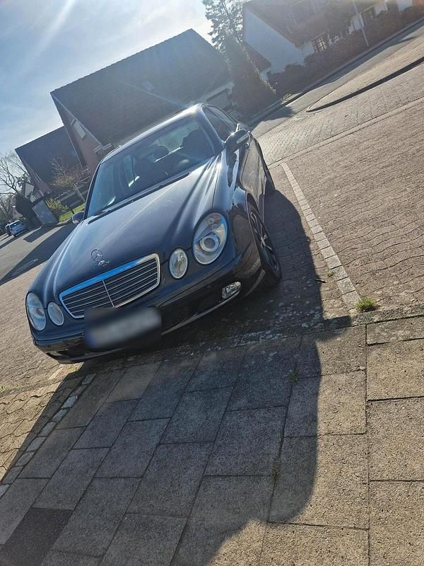 Gebraucht Mercedes E200 136 PS (100 kW) 2003 Grau Limousine