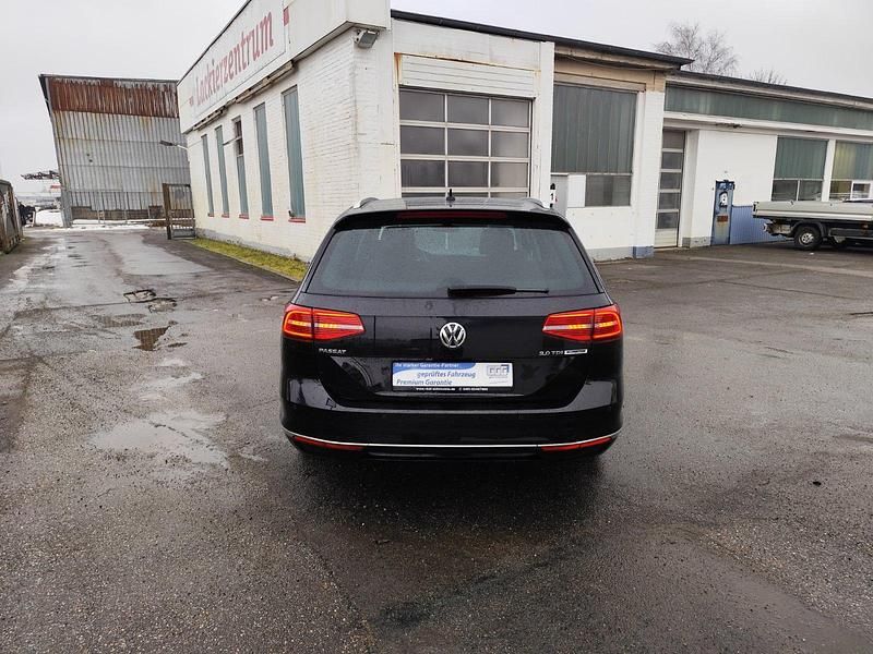 Gebraucht VW Passat Highline 150 PS (110 kW) 2017 Schwarz Kombi