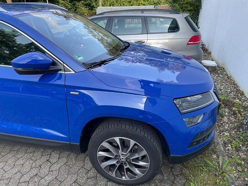 Blau Gebraucht 2021 Skoda Karoq Clever SUV | 18.390 € (Superpreis) - Bild 1/4