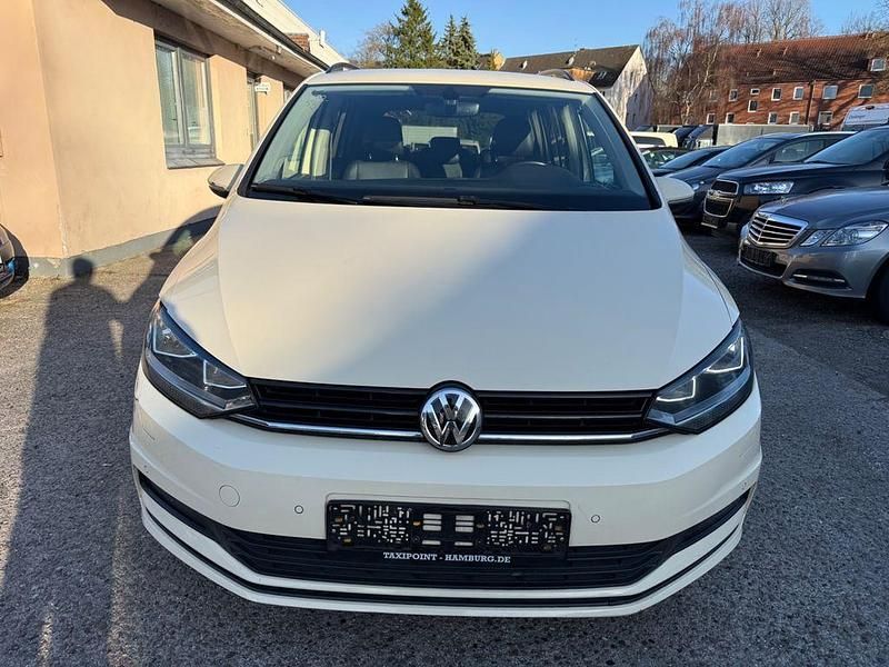 Gebraucht VW Touran 116 PS (85 kW) 2019 Beige Van / Kleinbus