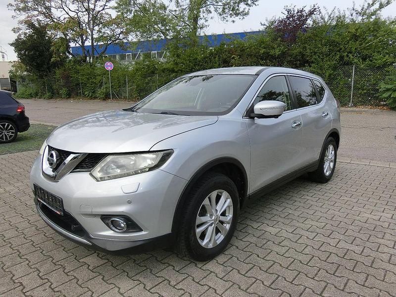 Gebraucht Nissan X-Trail 360º 131 PS (96 kW) 2015 Silber SUV