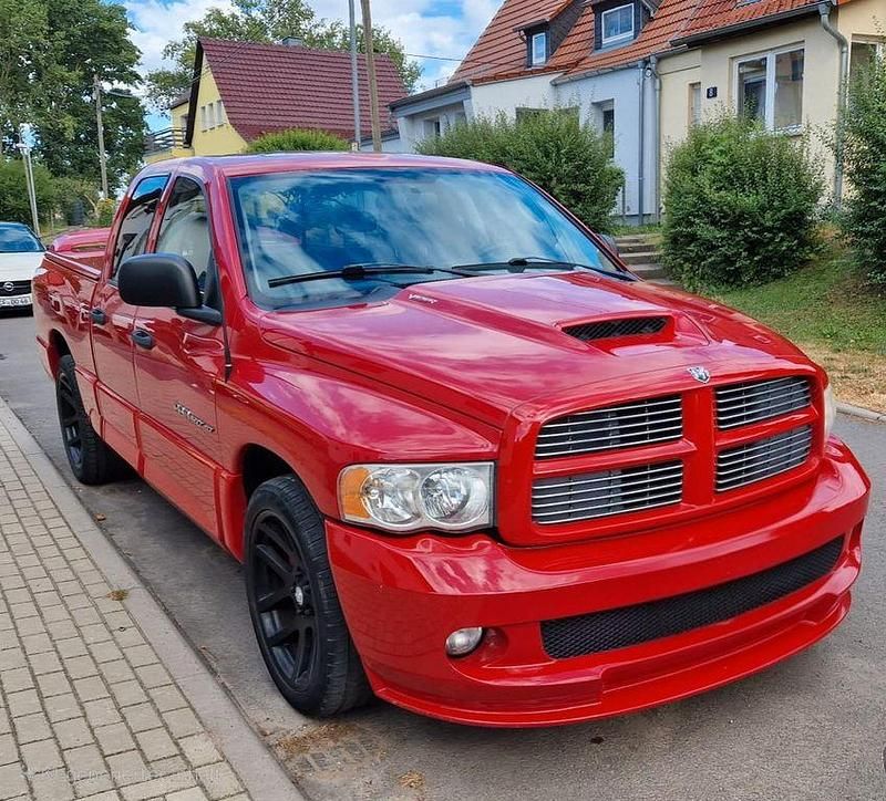 Rot Gebraucht 2005 Dodge Viper SUV | 29.985 € - Bild 1/4