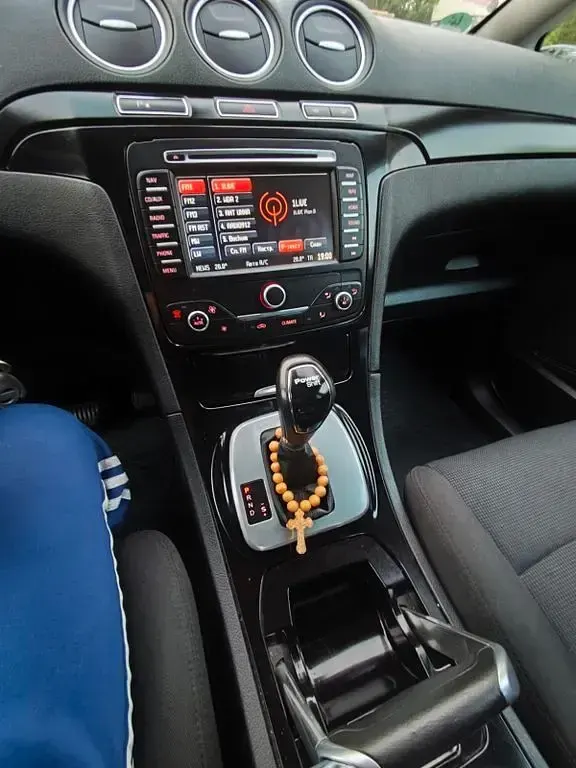 Gebraucht Ford S-MAX Titanium 163 PS (119 kW) 2010 Silber Van / Kleinbus