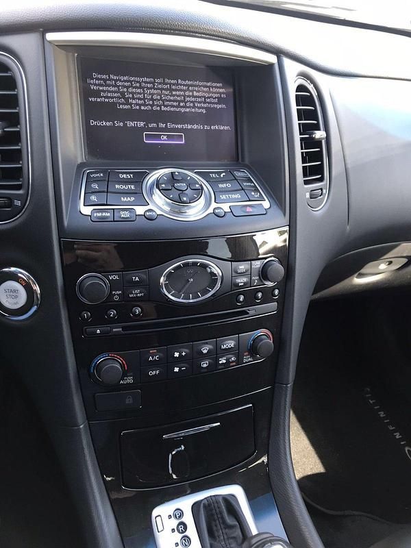 Gebraucht Infiniti QX50 238 PS (175 kW) 2016 Silber SUV