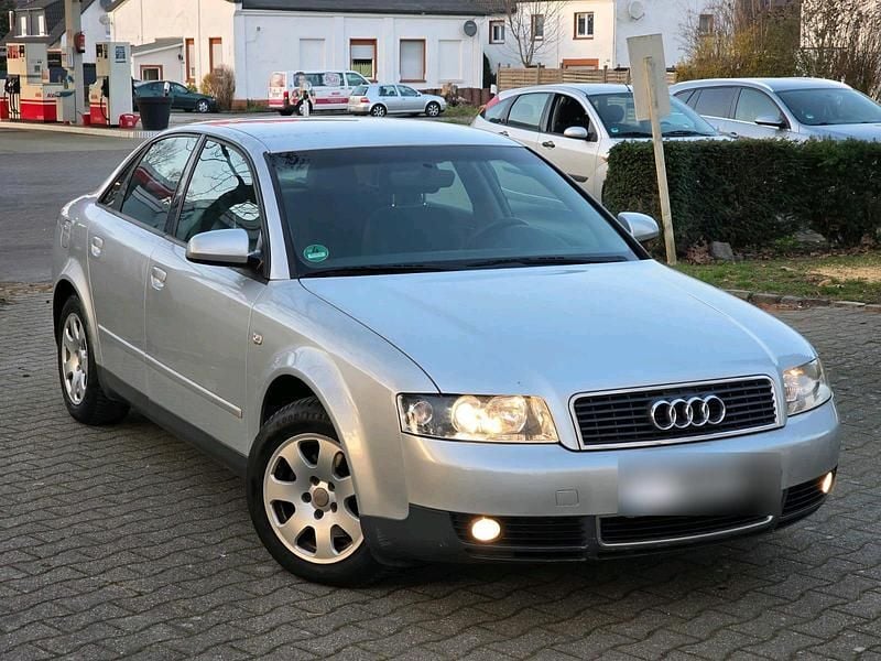Gebraucht Audi A4 102 PS (75 kW) 2002 Grau Limousine