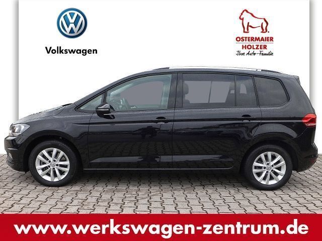 Gebraucht VW Touran Comfortline 150 PS (110 kW) 2016 Schwarz metallic Van / Kleinbus