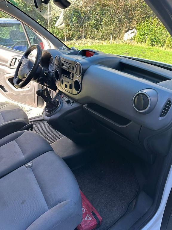 Gebraucht Citroën Berlingo 92 PS (67 kW) 2015 Weiß Van / Kleinbus