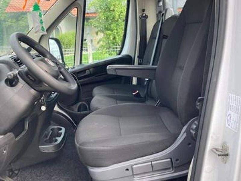 Gebraucht Fiat Ducato 180 PS (132 kW) 2023 Weiss Van