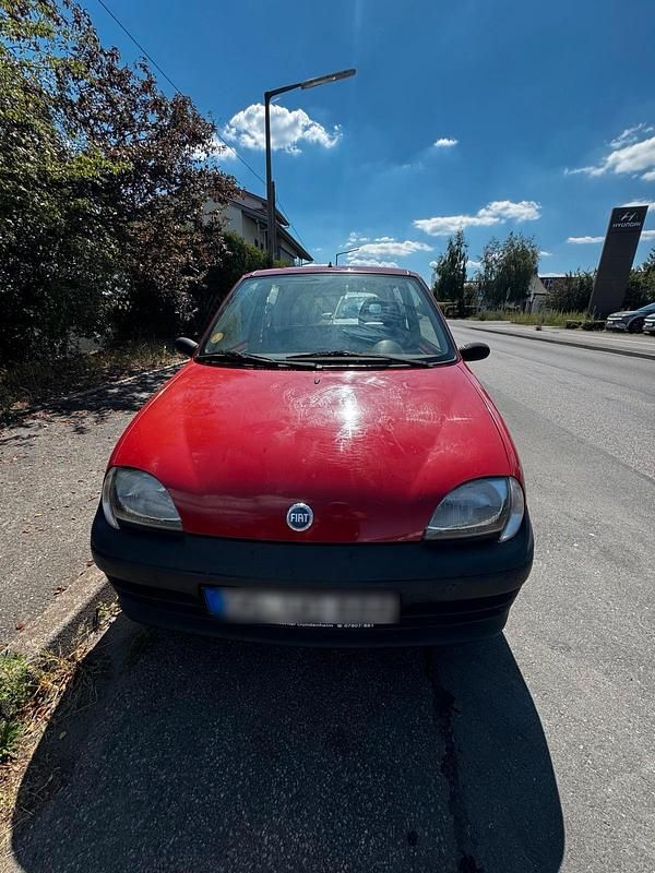 Rot Gebraucht 2001 Fiat Seicento S Kleinwagen | 1.390 € (Fairer Preis) - Bild 1/4