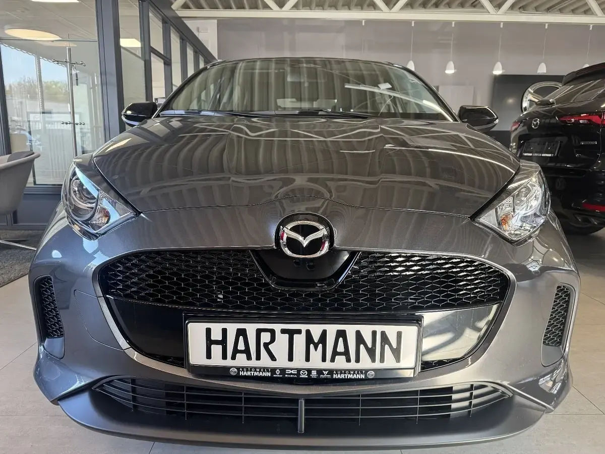 Gebraucht Mazda 2 Center-Line 116 PS (85 kW) 2025 Lead grey Limousine