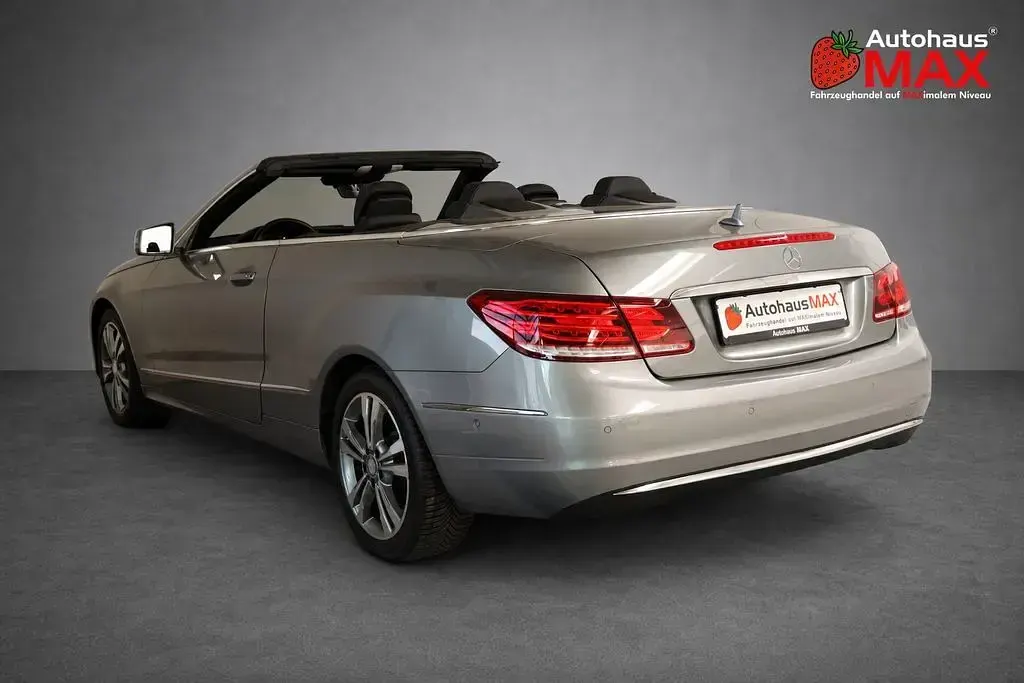 Gebraucht Mercedes E250 204 PS (150 kW) 2013 Silber Cabrio