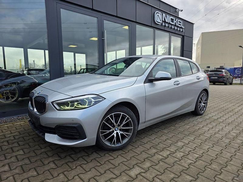 Gebraucht BMW 118 Advantage 150 PS (110 kW) 2021 Silber Kleinwagen
