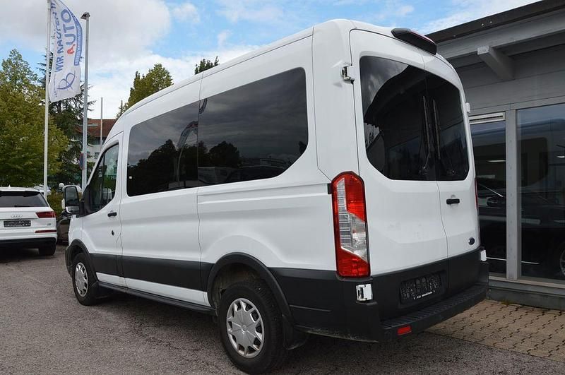 Gebraucht Ford Transit 131 PS (96 kW) 2020 Weiß Kombi