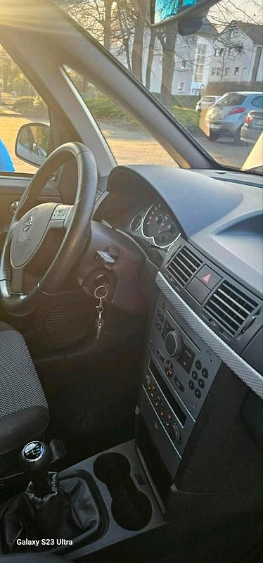 Gebraucht Opel Meriva 100 PS (73 kW) 2007 Silber Van / Kleinbus