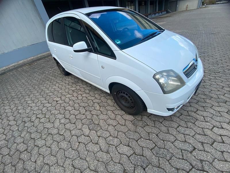 Gebraucht Opel Meriva 125 PS (91 kW) 2009 Weiß Van / Kleinbus