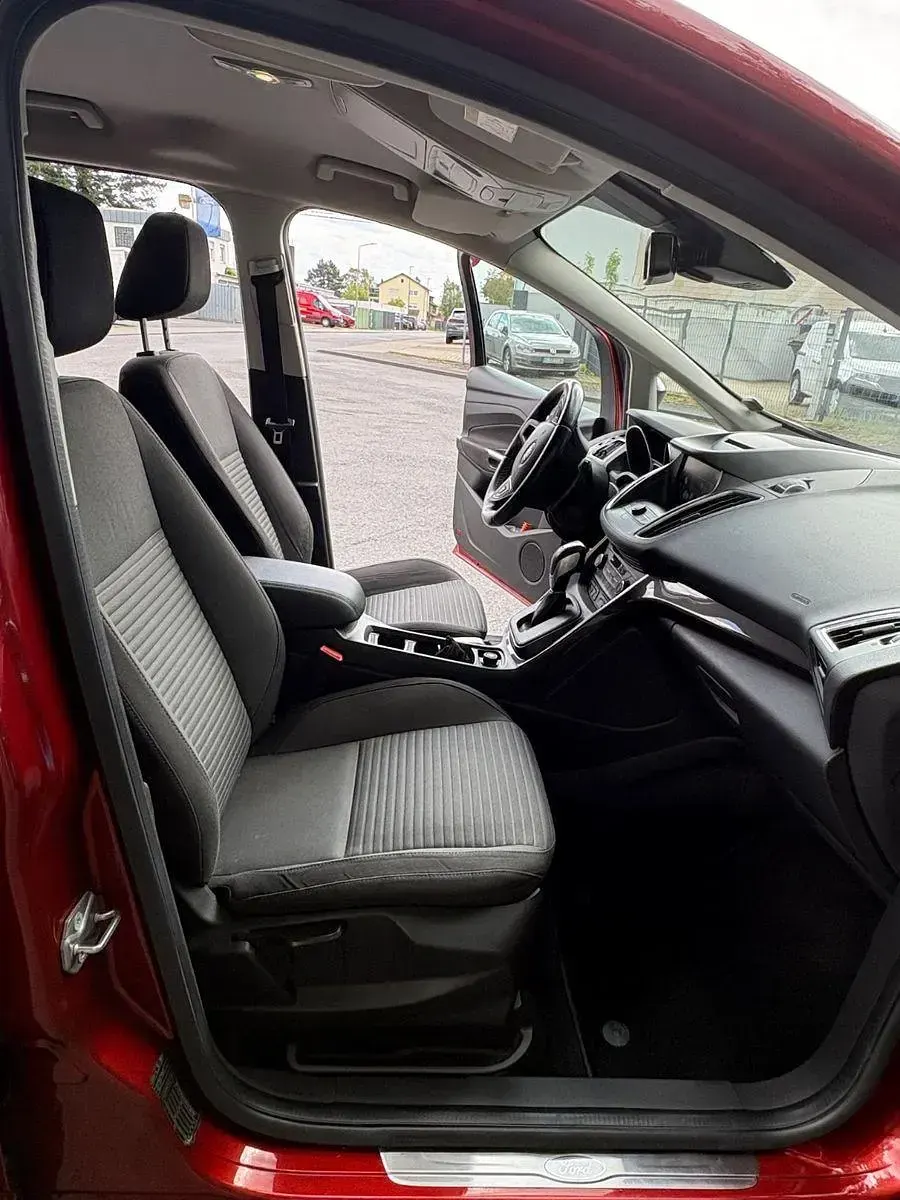 Gebraucht Ford Grand C-Max 150 PS (110 kW) 2015 Rot Van / Kleinbus