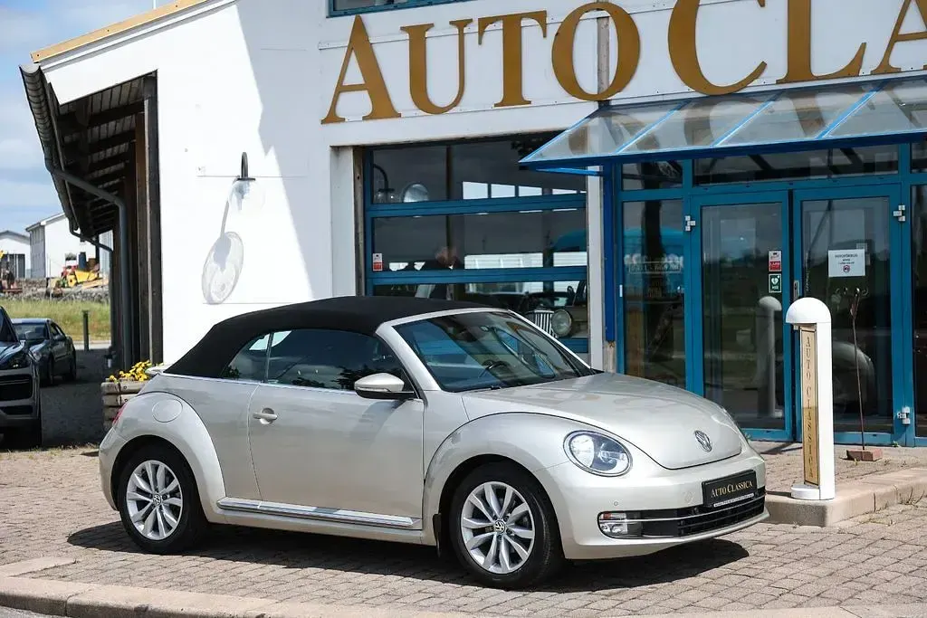 Gebraucht VW Beetle 105 PS (77 kW) 2016 Beige Kleinwagen