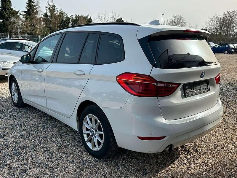 Gebraucht BMW 216 Advantage 116 PS (85 kW) 2017 Weiß Kombi