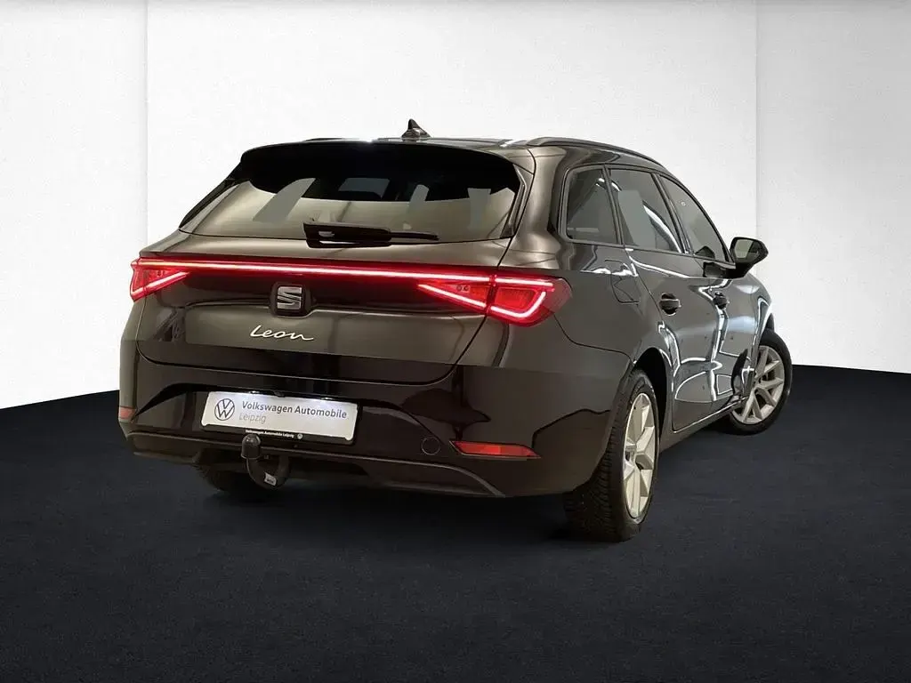 Gebraucht Seat Leon Style 110 PS (80 kW) 2024 Schwarz Limousine