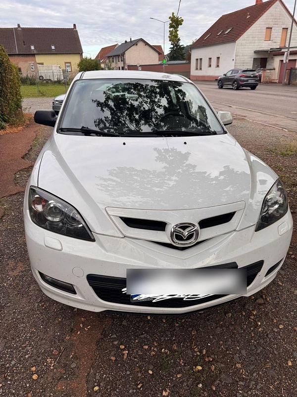 Weiß Gebraucht 2009 Mazda 3 Kombi | 2.200 € (Superpreis) - Bild 1/4