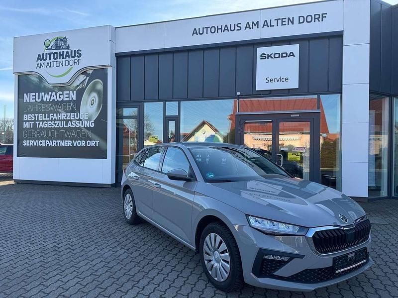 Steelgrau Gebraucht 2024 Skoda Scala Selection Kleinwagen | 19.990 € (Guter Preis) - Bild 1/4