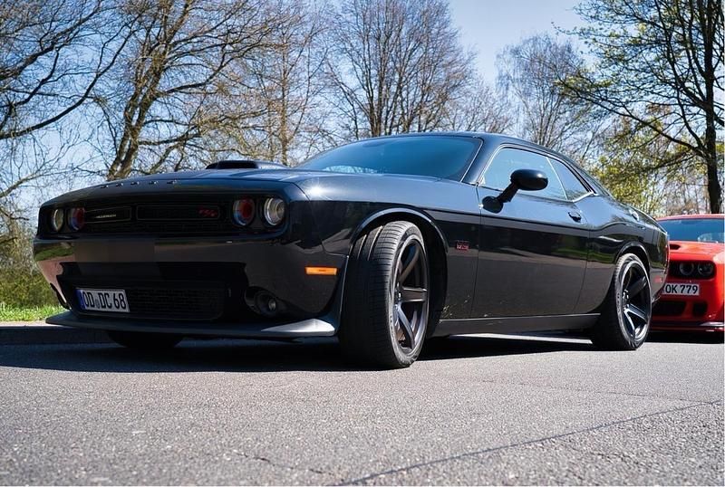 Schwarz Gebraucht 2017 Dodge Challenger Coupé | 36.900 € - Bild 1/4