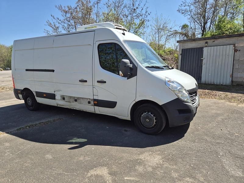 Second-hand Renault Master 136 CP (100 kW) 2015 Alb Van