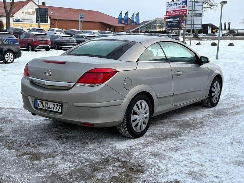 Gebraucht Opel Astra Cabriolet S 140 PS (102 kW) 2008 Beige Cabrio